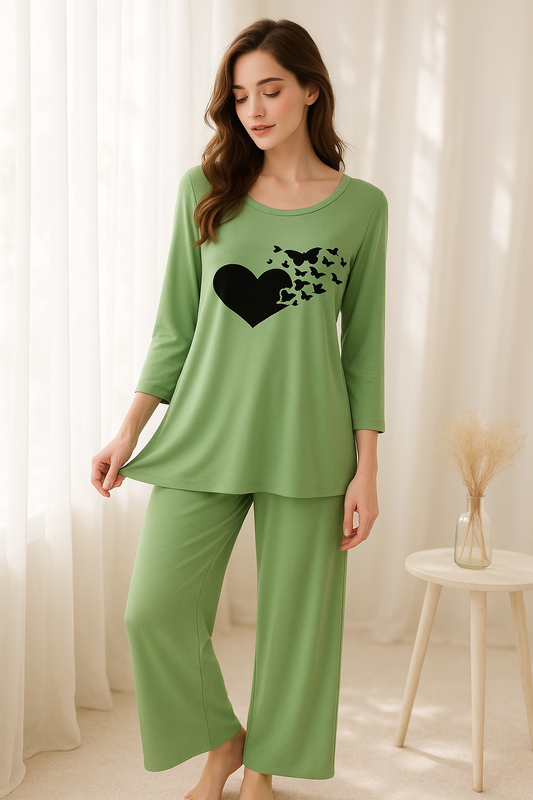 Green Heart Butterfly Printed Pajama Set - Women's Sleepwear