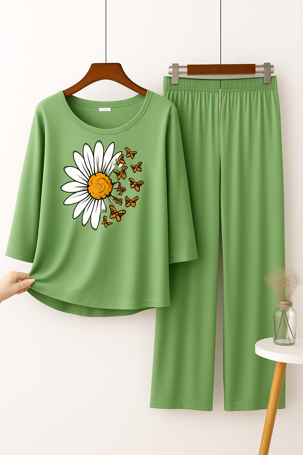 Green Daisy Butterfly Printed Pajama Set - Floral Sleepwear